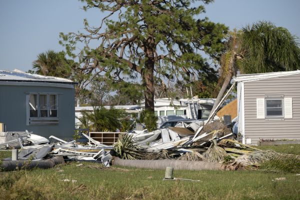 Double Wide Demolition in Abilene